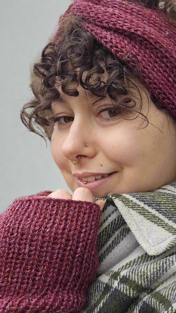 Sustainable Soft Fingerless Gloves